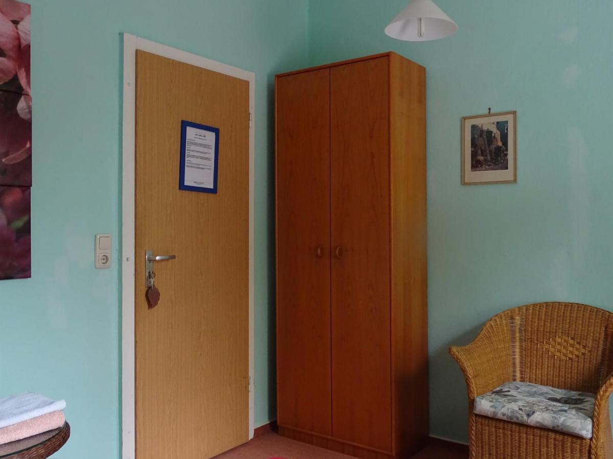 Готель Gasthof Blaues Haus Bastorf Номер фото